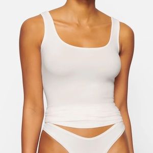 NWT- Skims- NEW VINTAGE SCOOP NECK TANK